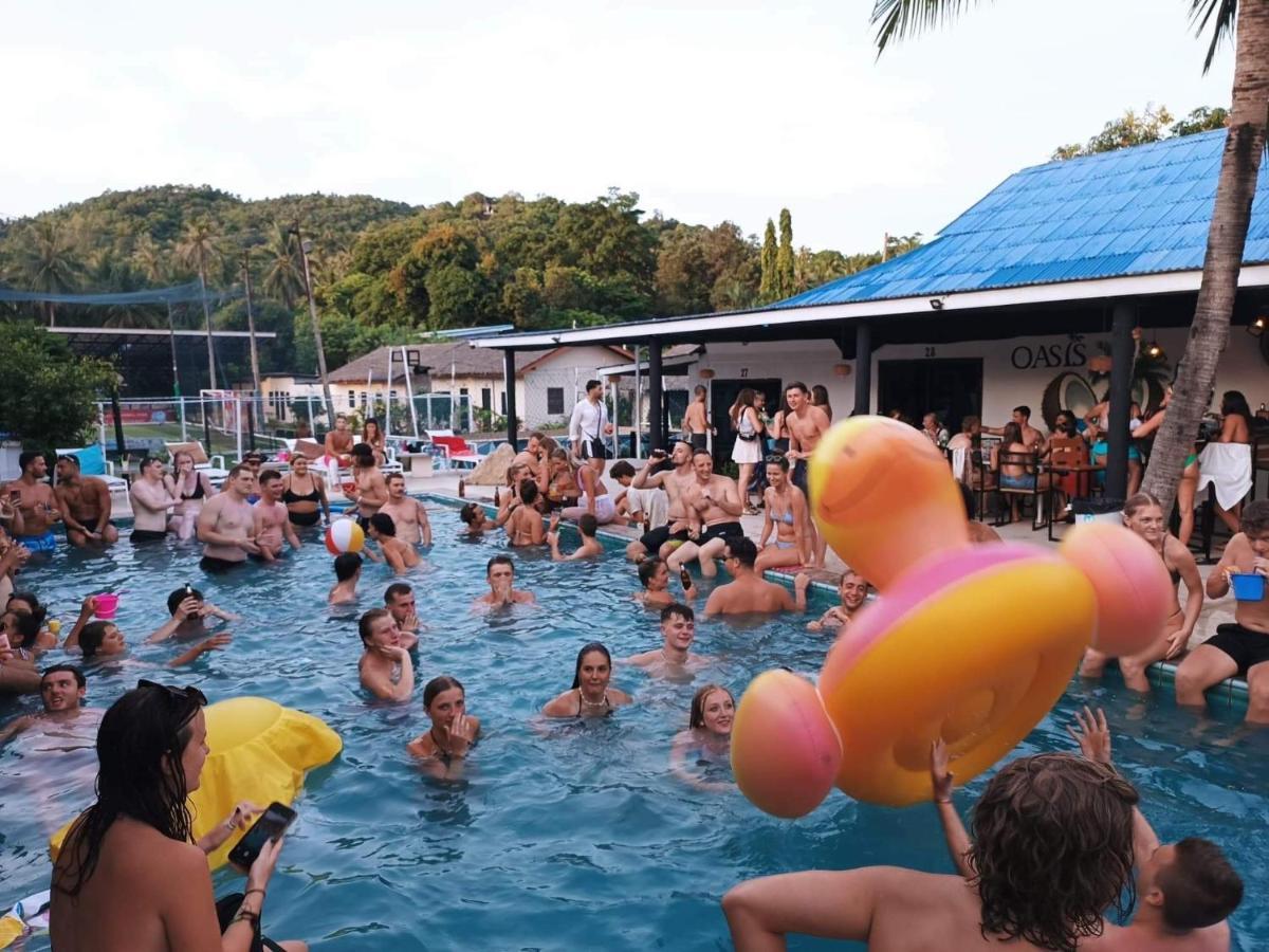 Arena Seaview Hotel Baan Tai Ngoại thất bức ảnh