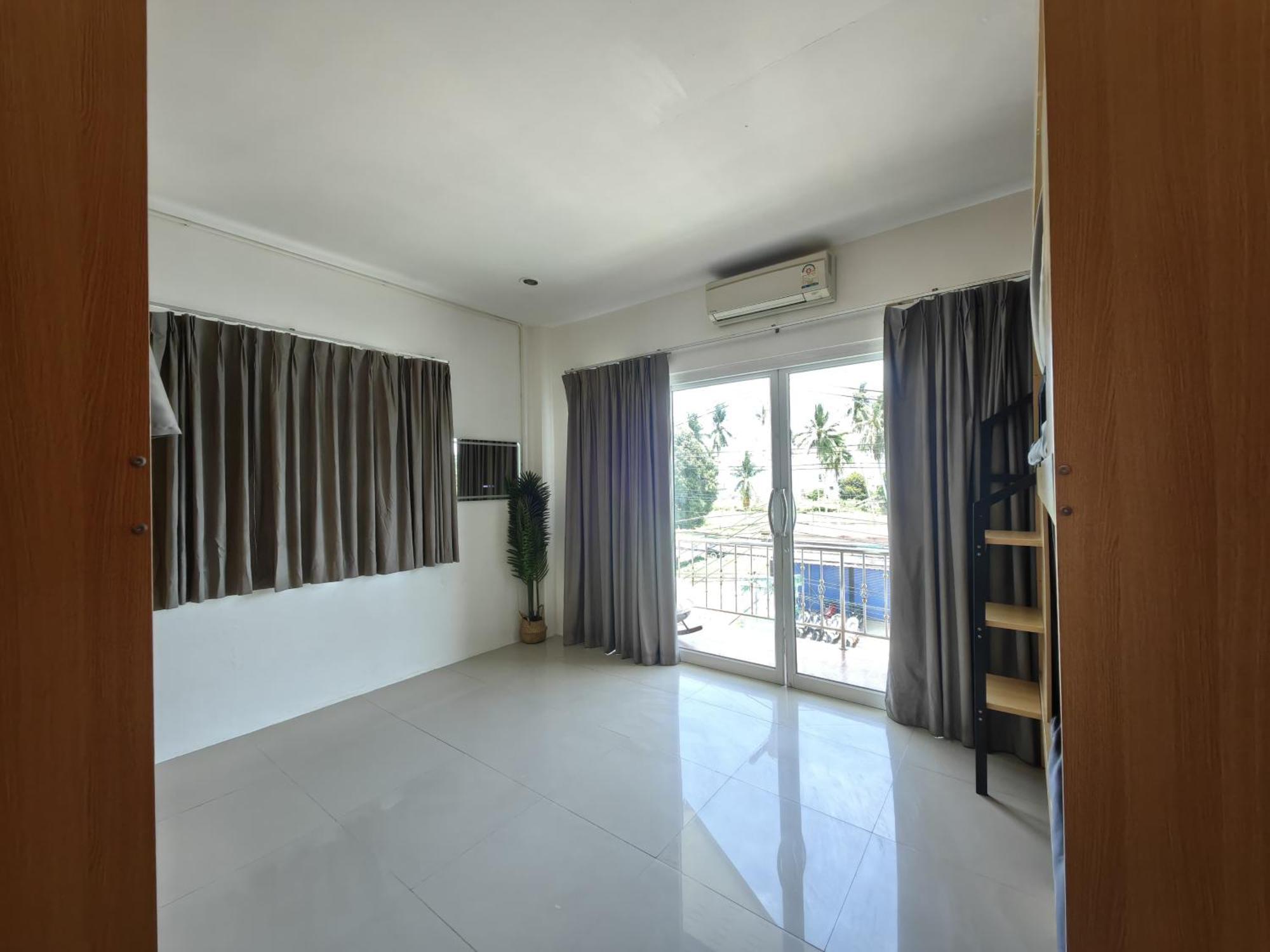 Arena Seaview Hotel Baan Tai Ngoại thất bức ảnh